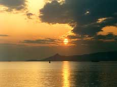 magnifique coucher de soleil sur Galaxidi