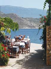 terrasse au bord de l'eau