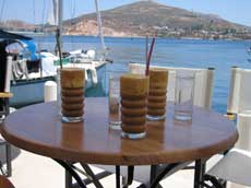 le fameux café frappé grec