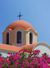 le peintre avait oublié le bleu pour peindre l'église