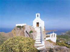 église perchée très très haut