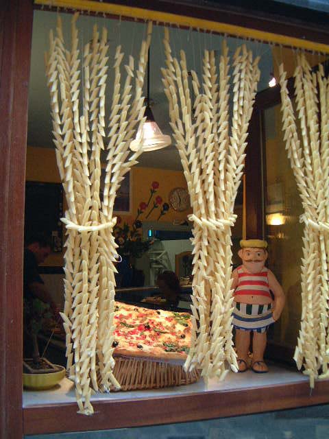 des rideaux de pâtes